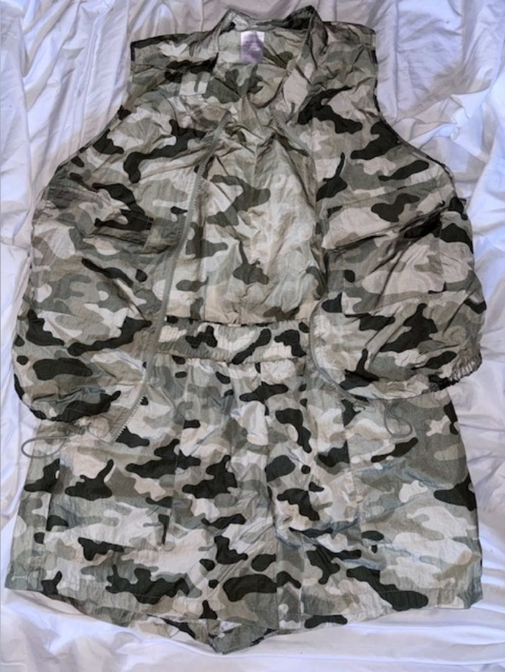 No Boundaries Olive Camo Vest And Shorts